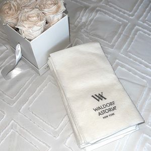 Waldorf Astoria Paper Hand Towels - 17 included